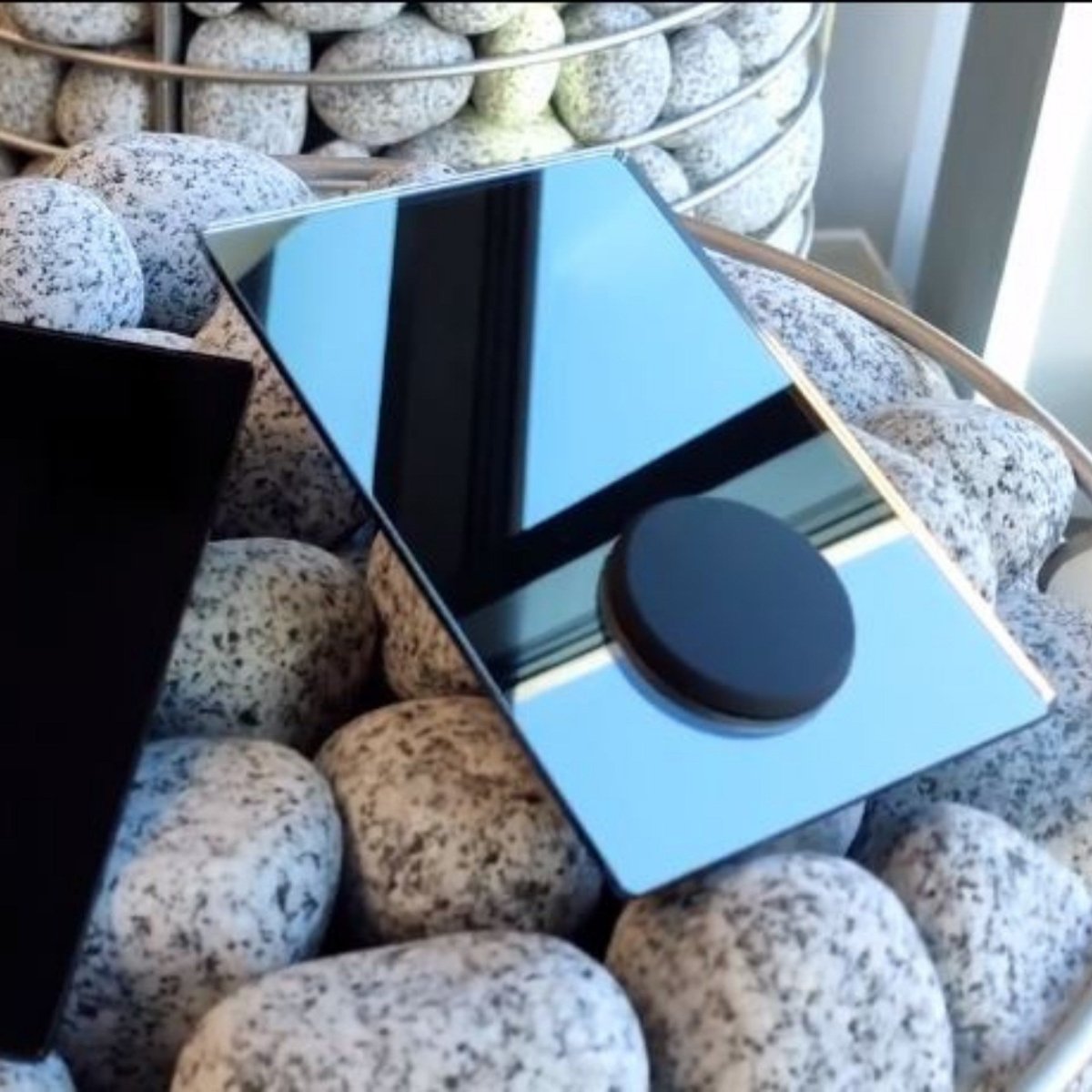 HUUM UKU Mirror sauna control on sauna stones