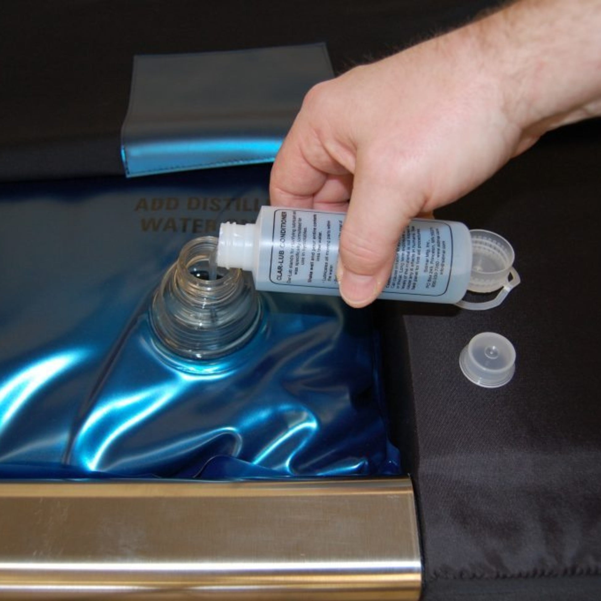Close-up of device reservoir cap after using Capsule Cleaner Solution